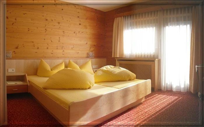 Pension Kristall Neustift im Stubaital Extérieur photo
