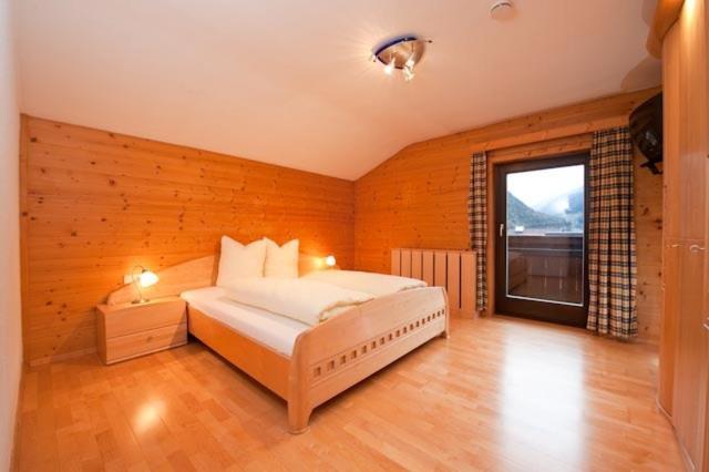 Pension Kristall Neustift im Stubaital Chambre photo